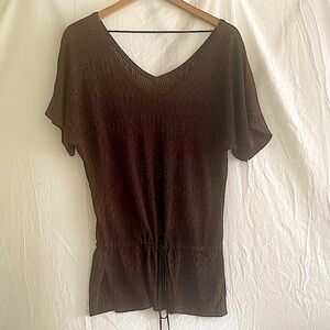 L Brown Short-Sleeved Pointelle Knit Top w/ Metallic Thread & Drawstring Waist